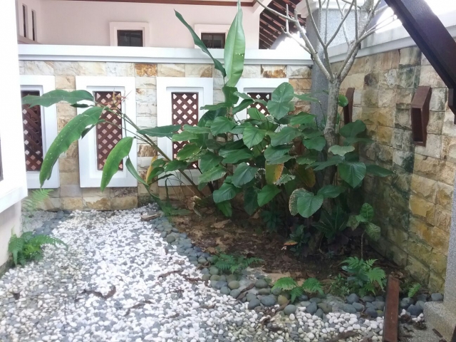 ledang heights balinese style bungalow for rent Photo 2