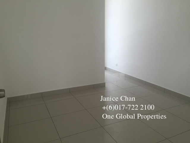 taman seri austin double storey corner house Photo 10