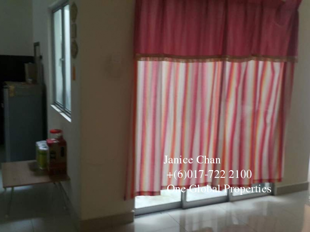 taman seri austin double storey house Photo 4